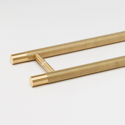 KINTORE-Brass-door-handle-Lo-Co-Interiors-641738-rel40a92798.jpg